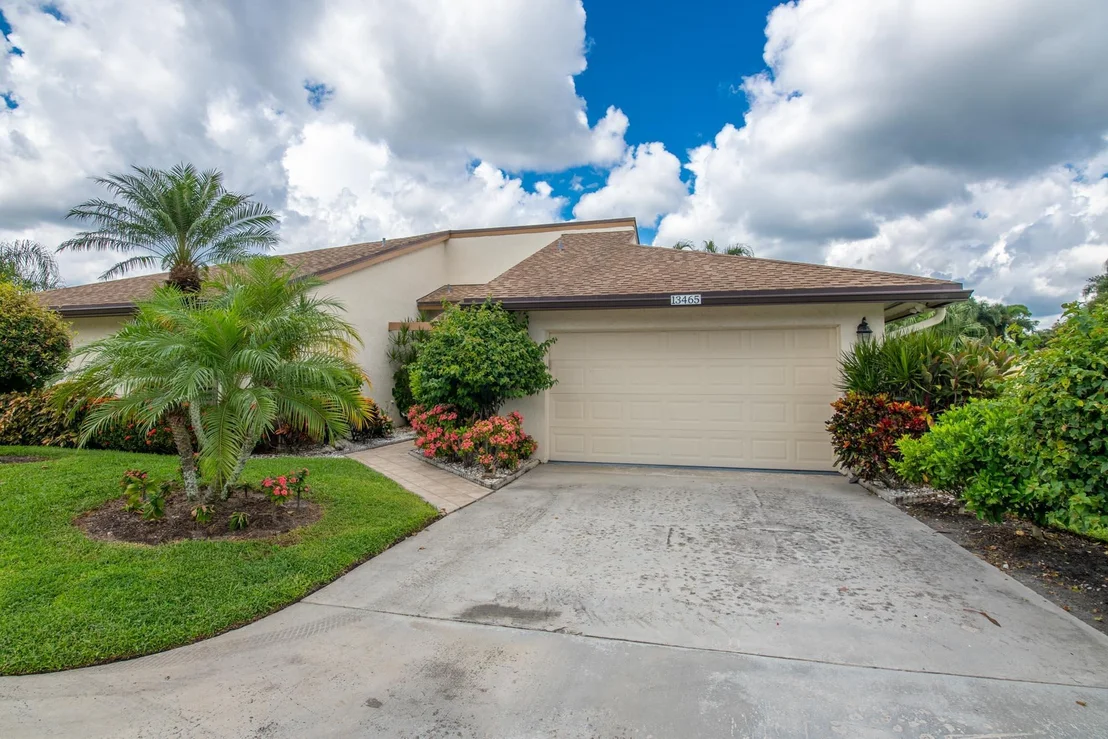 Photo of 13465 Crosspointe Drive