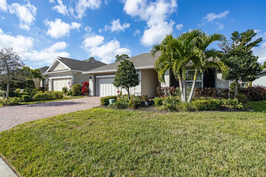 Photo of 348 Sandcrest Circle