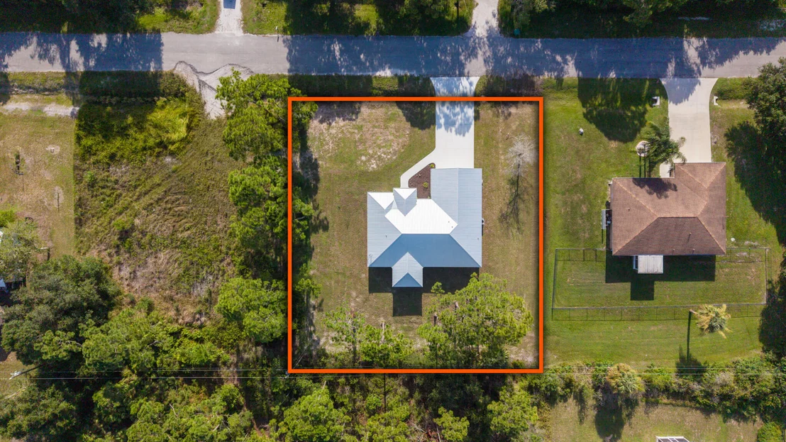 Photo of 3896 NW 24TH Avenue