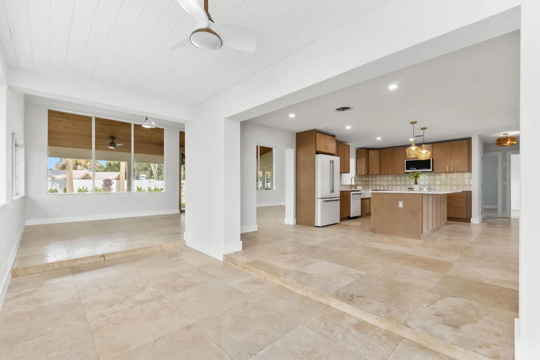 Photo of 4430 SE Bayshore Terrace