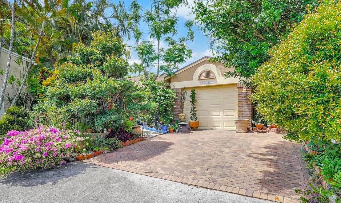 Photo of 13856 Langley Place