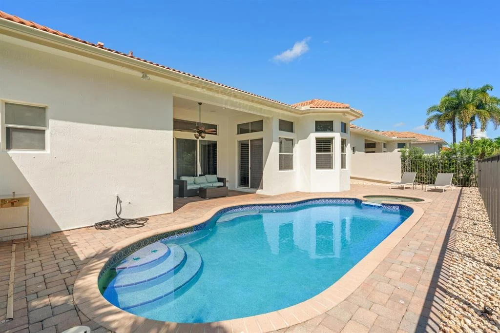 Photo of 8174 Valhalla Drive