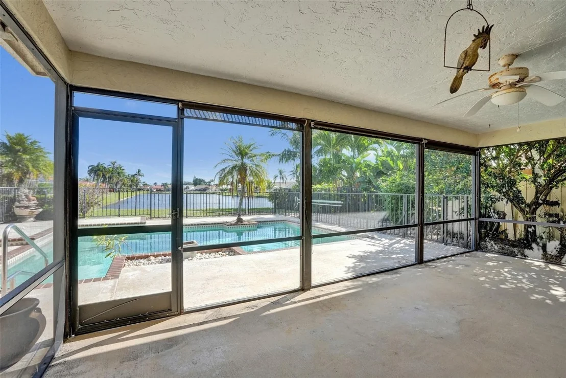 Photo of 9215 Sun Pointe Drive