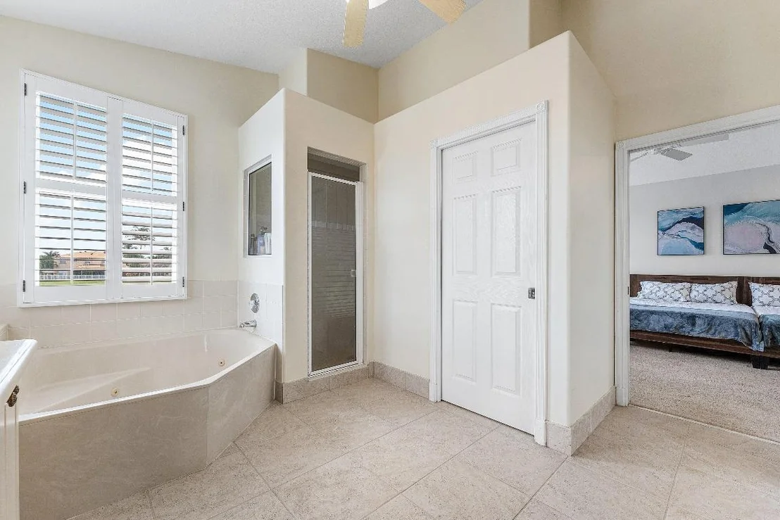 Photo of 6092 Indian Forest Circle