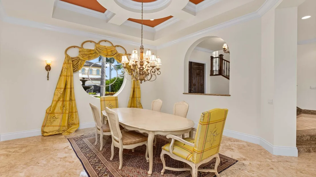 Photo of 929 Banyan Drive