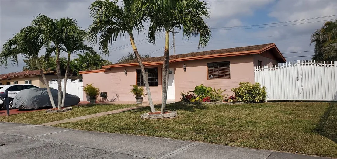 Photo of 7271 NW 169th Street