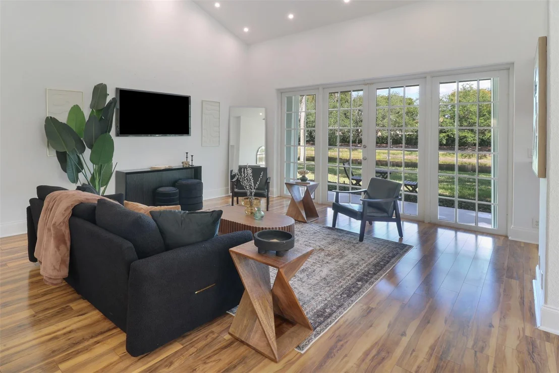 Photo of 505 Spinnaker Drive