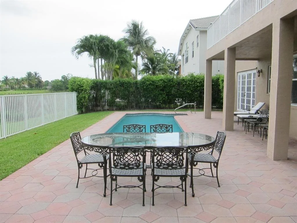 Photo of 2160 Bellcrest Circle