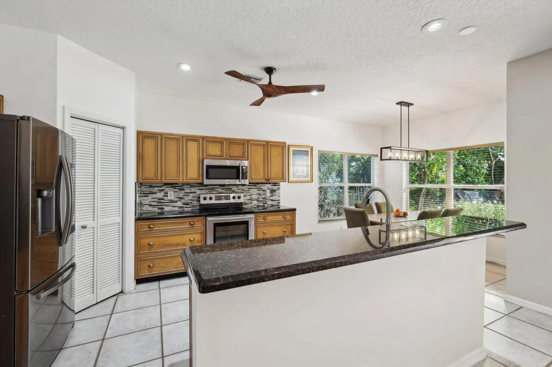 Photo of 7172 SE Seagate Lane