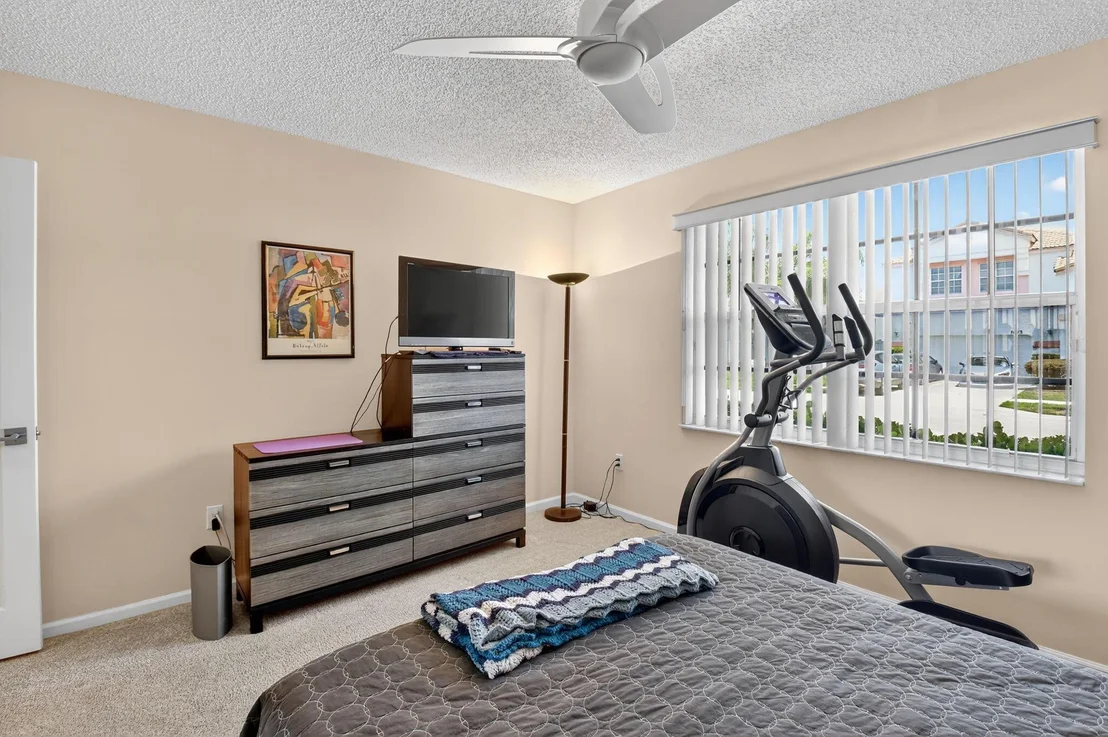 Photo of 7844 Ambleside Way