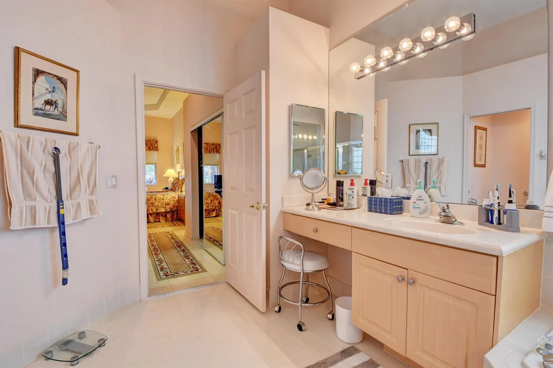 Photo of 7156 Demedici Circle