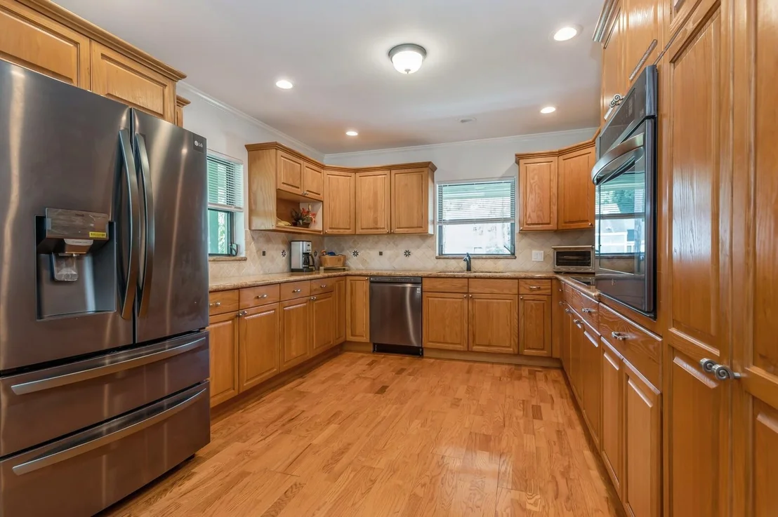 Photo of 970 Citrus Place