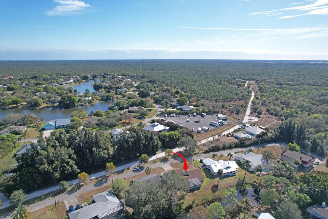 Photo of 8074 SE River Lane