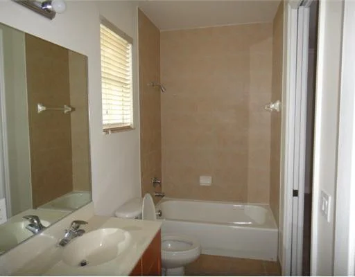 Photo of 2633 Birch Te