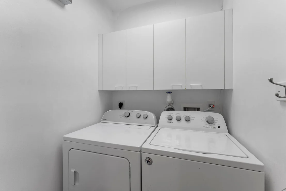 Photo of 9886 Warner Lane