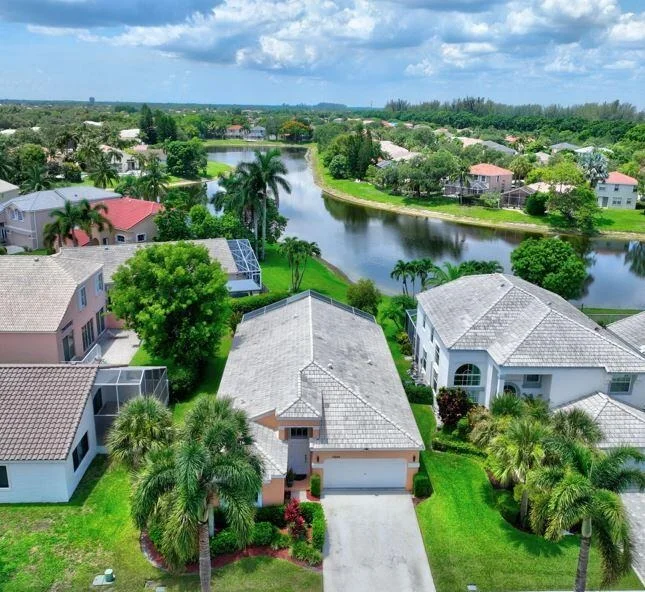 Photo of 7844 Ambleside Way