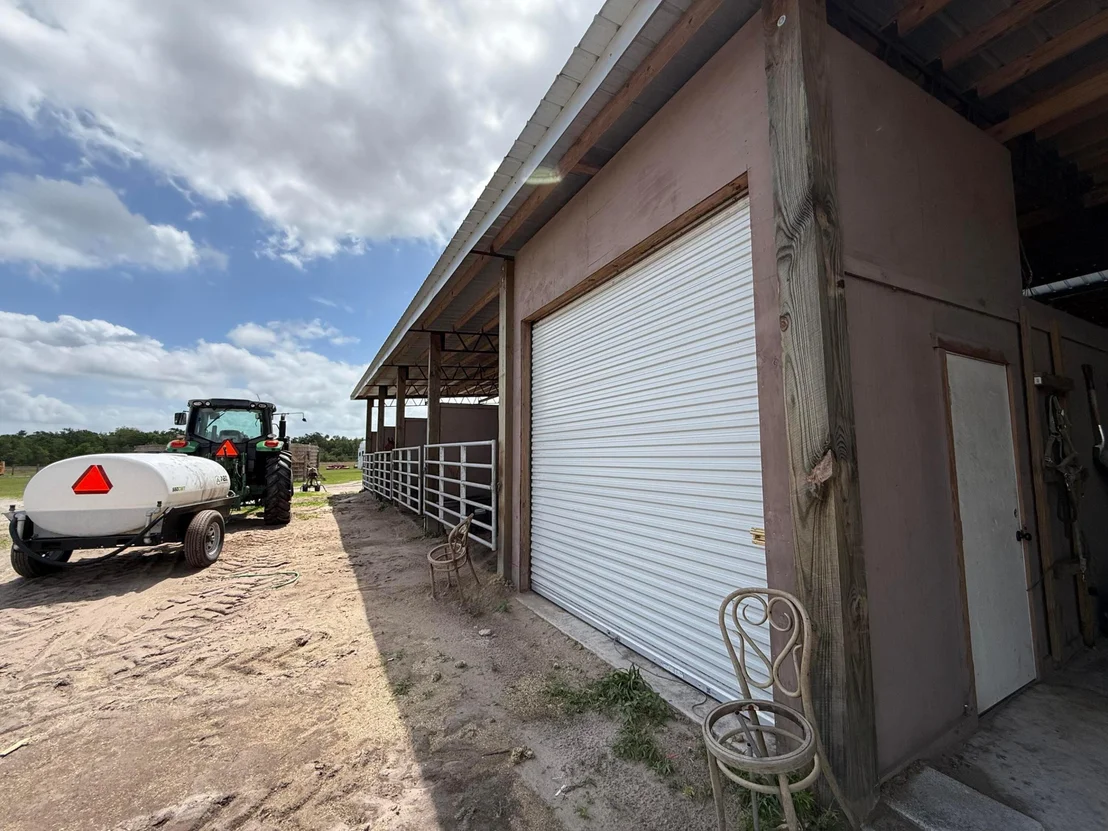 Photo of 33700 Hwy 441