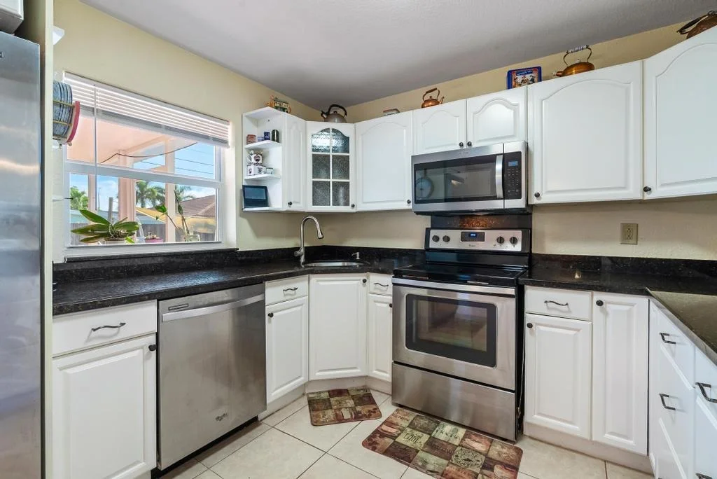 Photo of 16 SE 8th Terrace