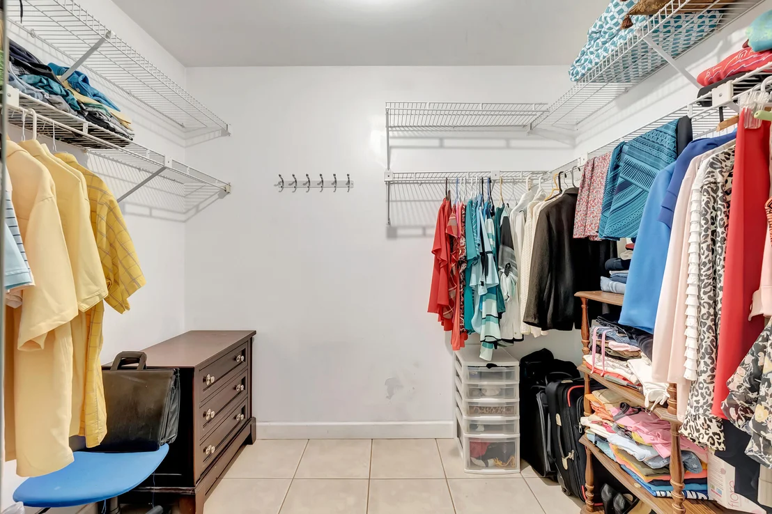 Photo of 9873 Robins Nest Road