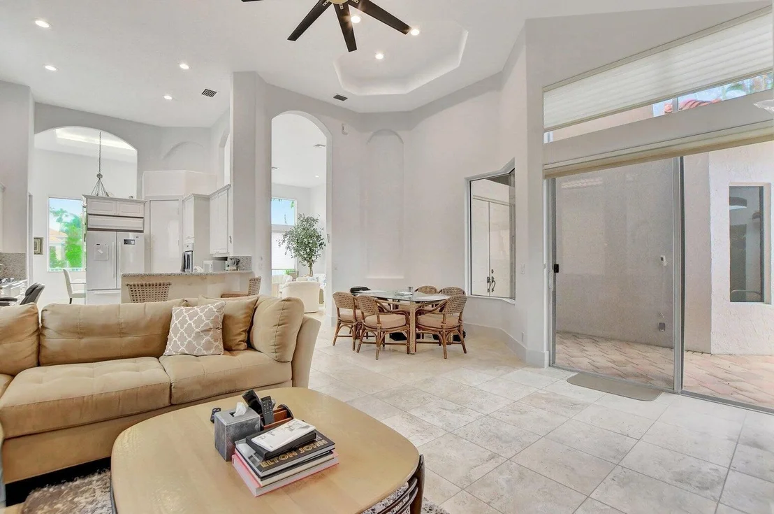 Photo of 7071 Mallorca Crescent