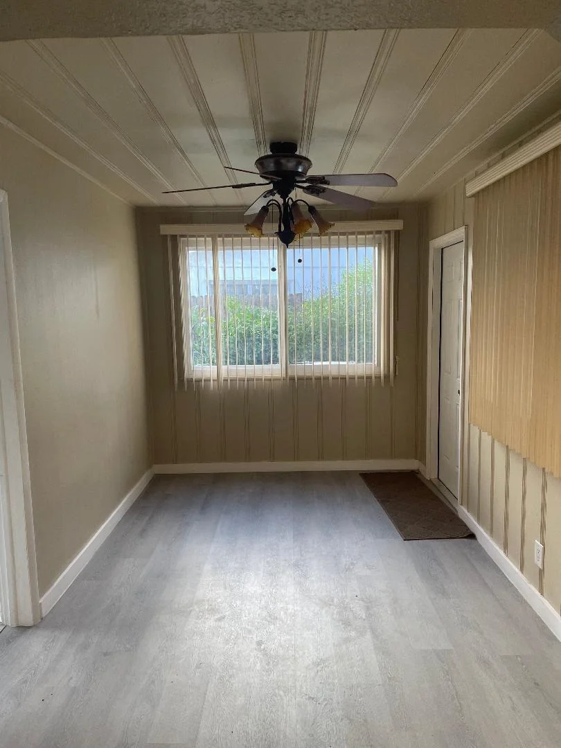 Photo of 1030 NE 23rd Place