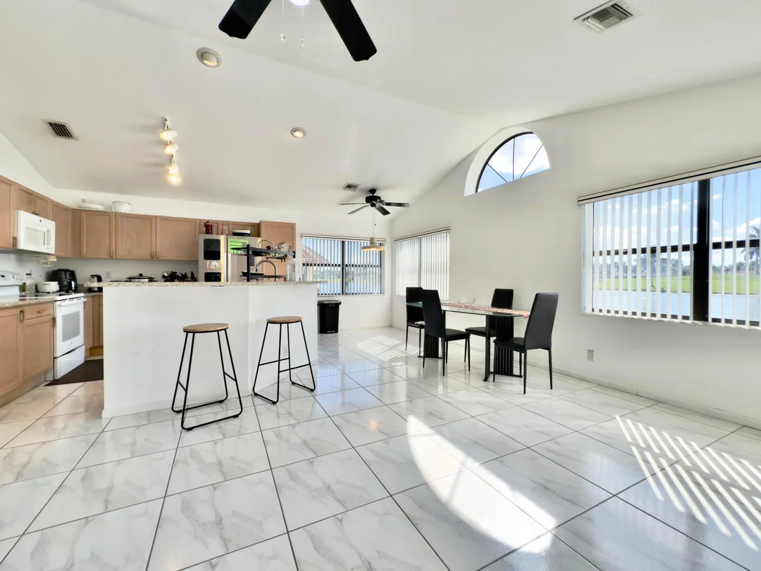 Photo of 8491 Heather Place
