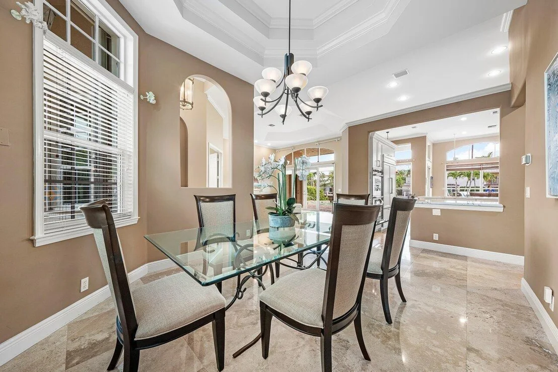 Photo of 923 Hyacinth Drive