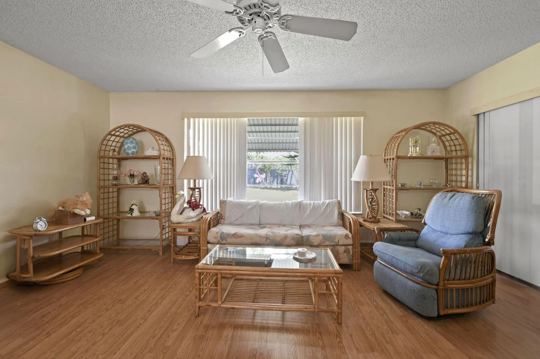 Photo of 160 Banyan Circle