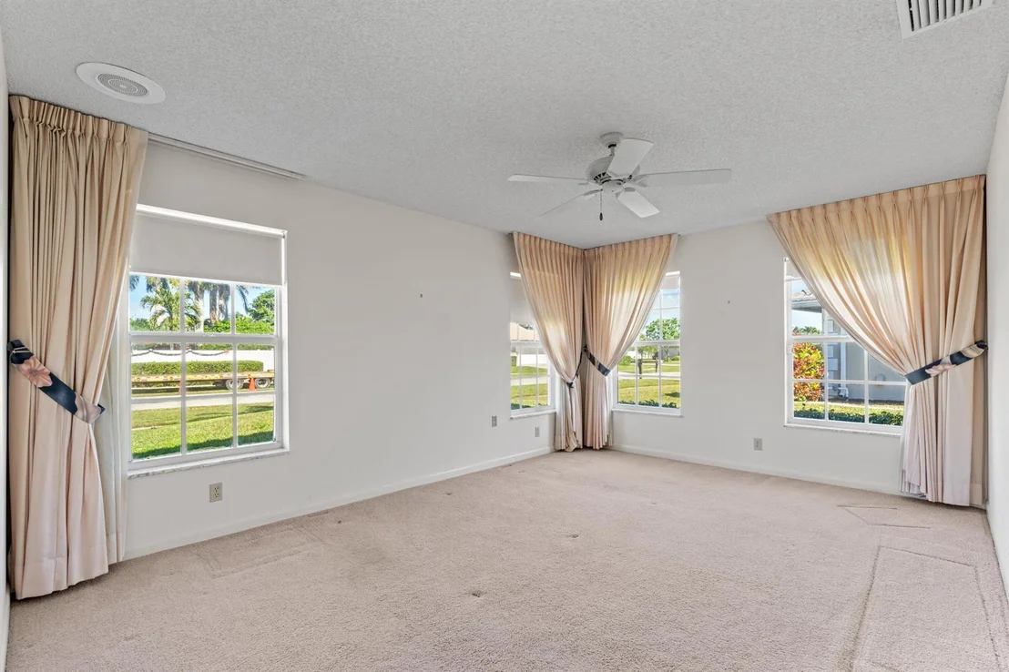 Photo of 5683 Golfway Drive