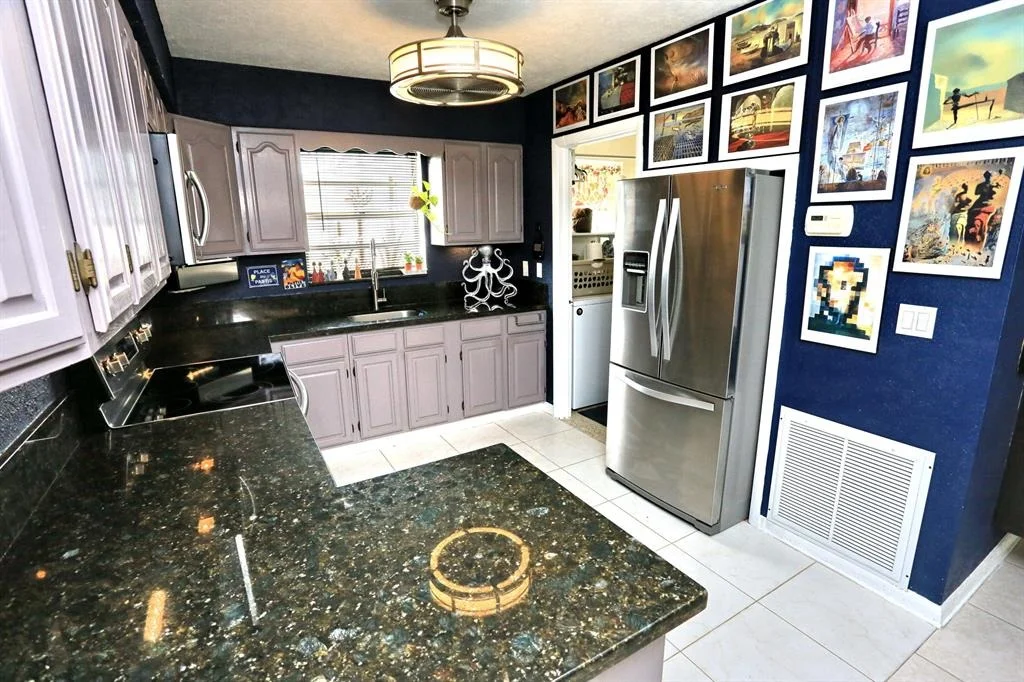 Photo of 2622 Acklins Road
