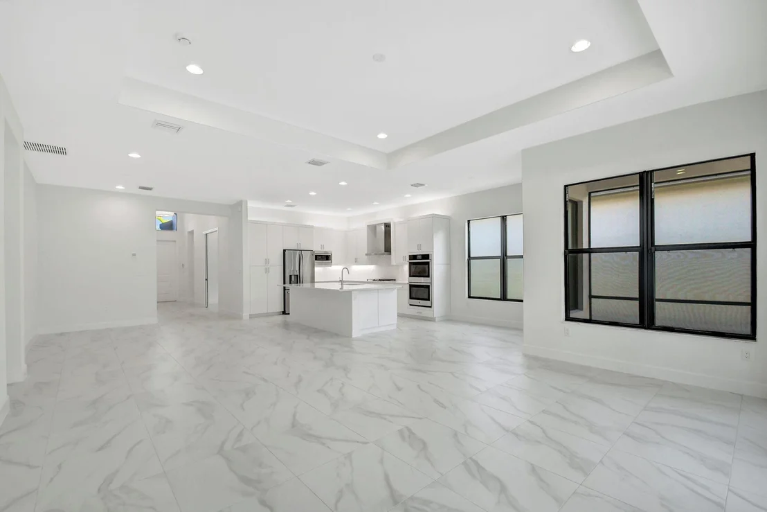 Photo of 9375 Mountain Pine Grove