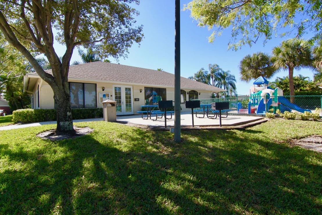 Photo of 1431 Hideaway Bnd Bend