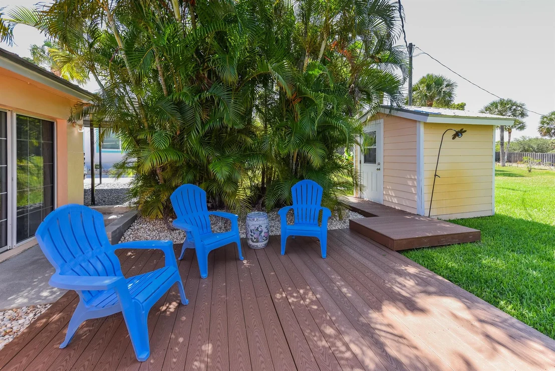 Photo of 1116 NE Oceanview Circle