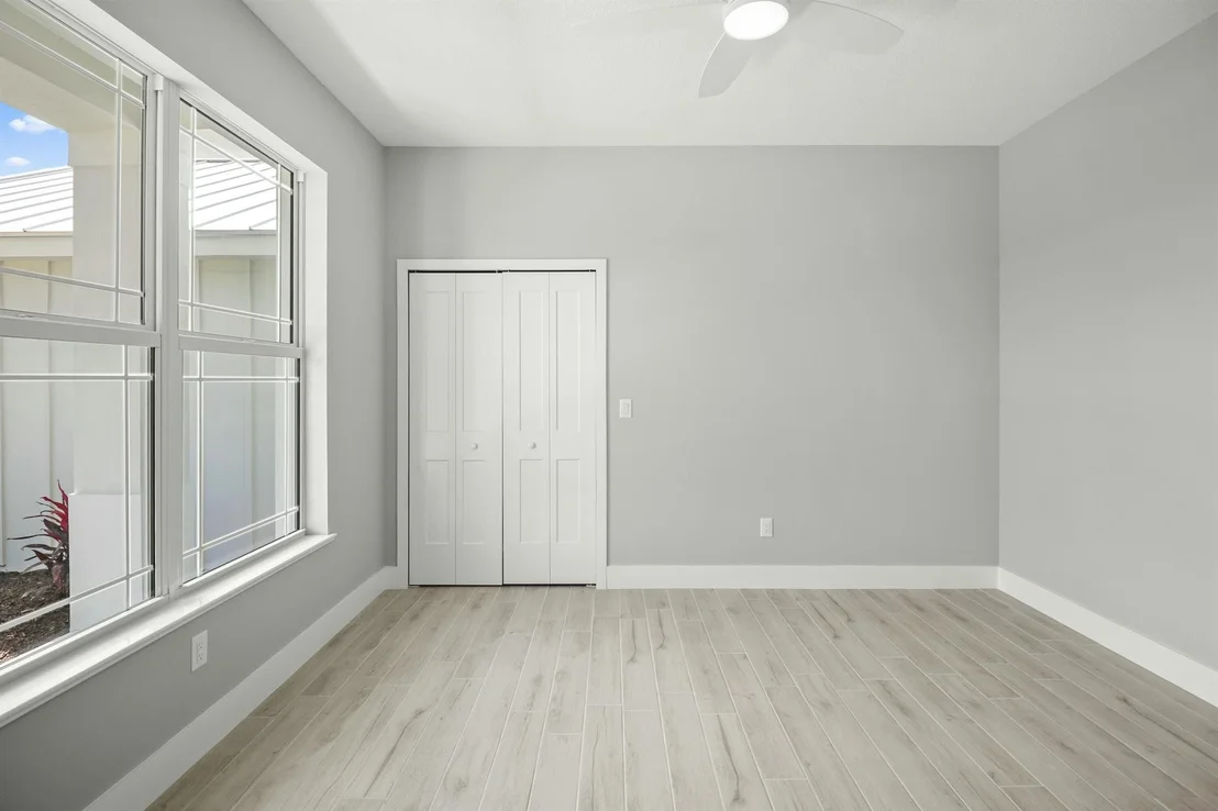 Photo of 4742 SE Starling Way