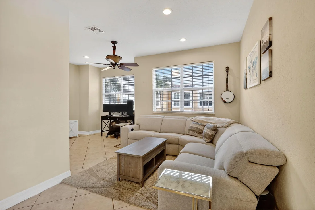 Photo of 115 Harbors Way