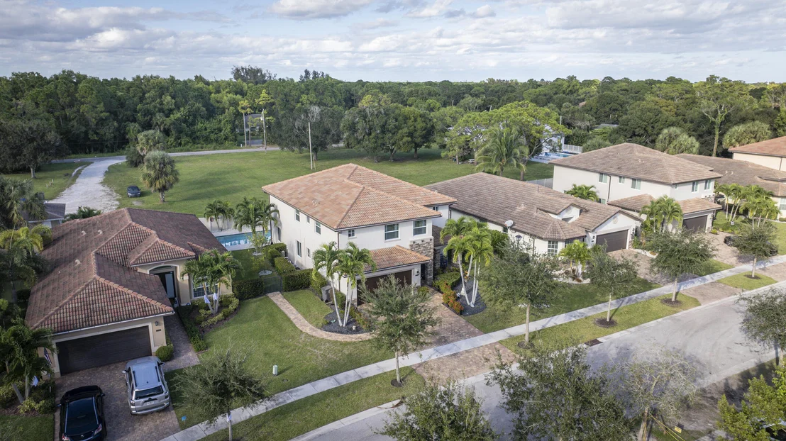 Photo of 7131 Limestone Cay Road
