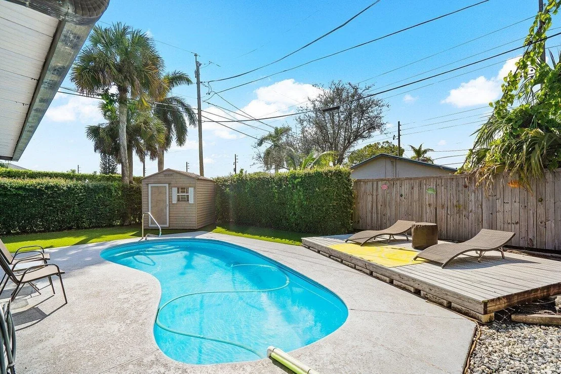 Photo of 7741 4th Terrace