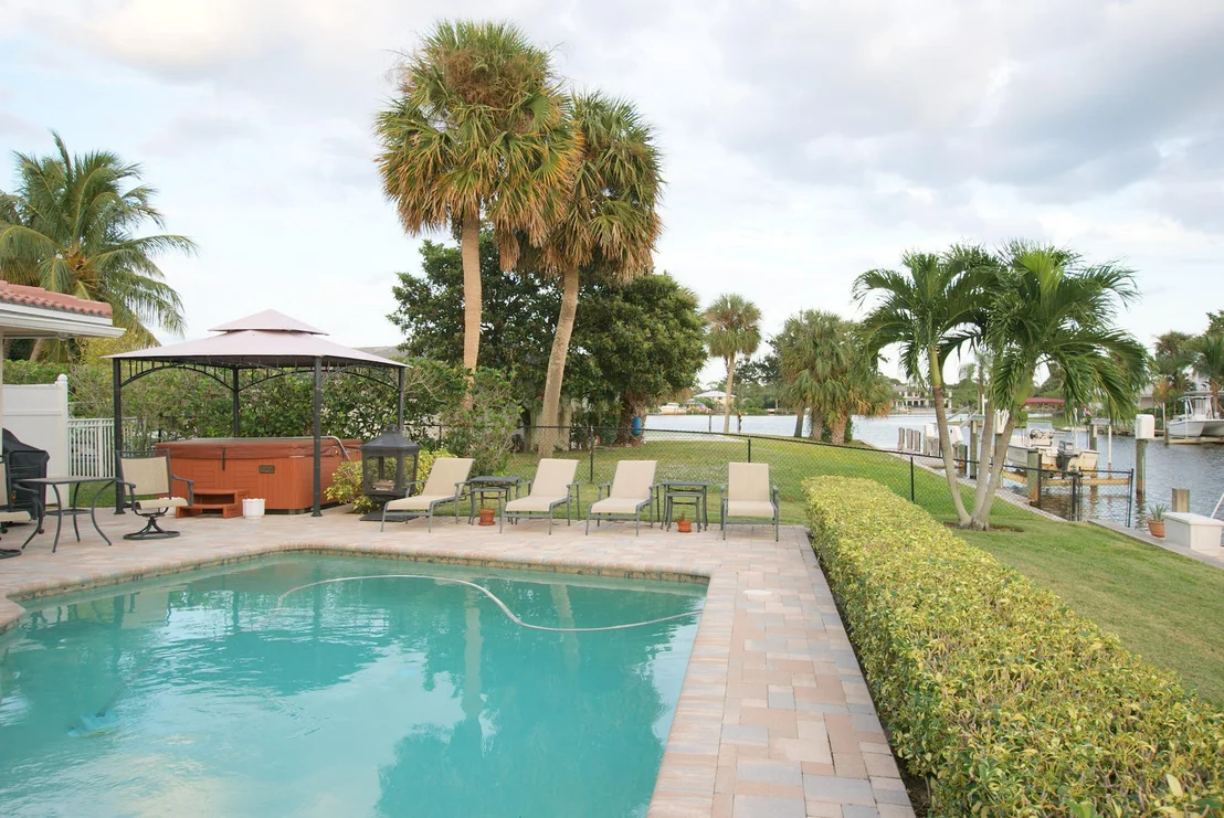 Photo of 32 Tradewinds Circle
