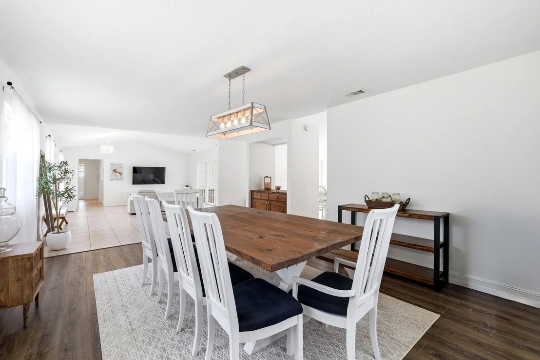 Photo of 785 Cindy Drive
