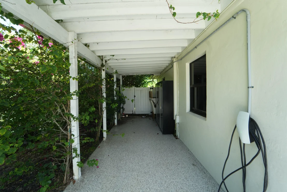 Photo of 722 Greenbriar Drive