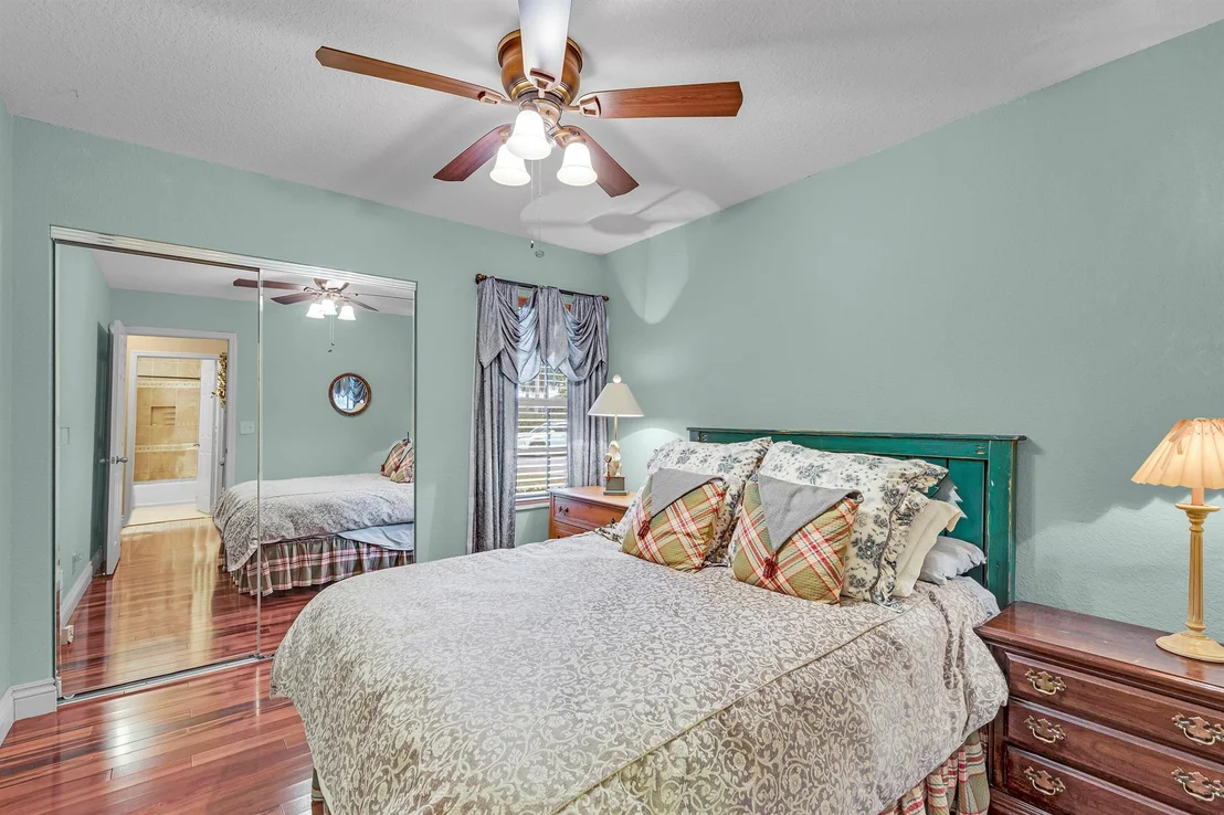 Photo of 3975 Sabal Lakes Road