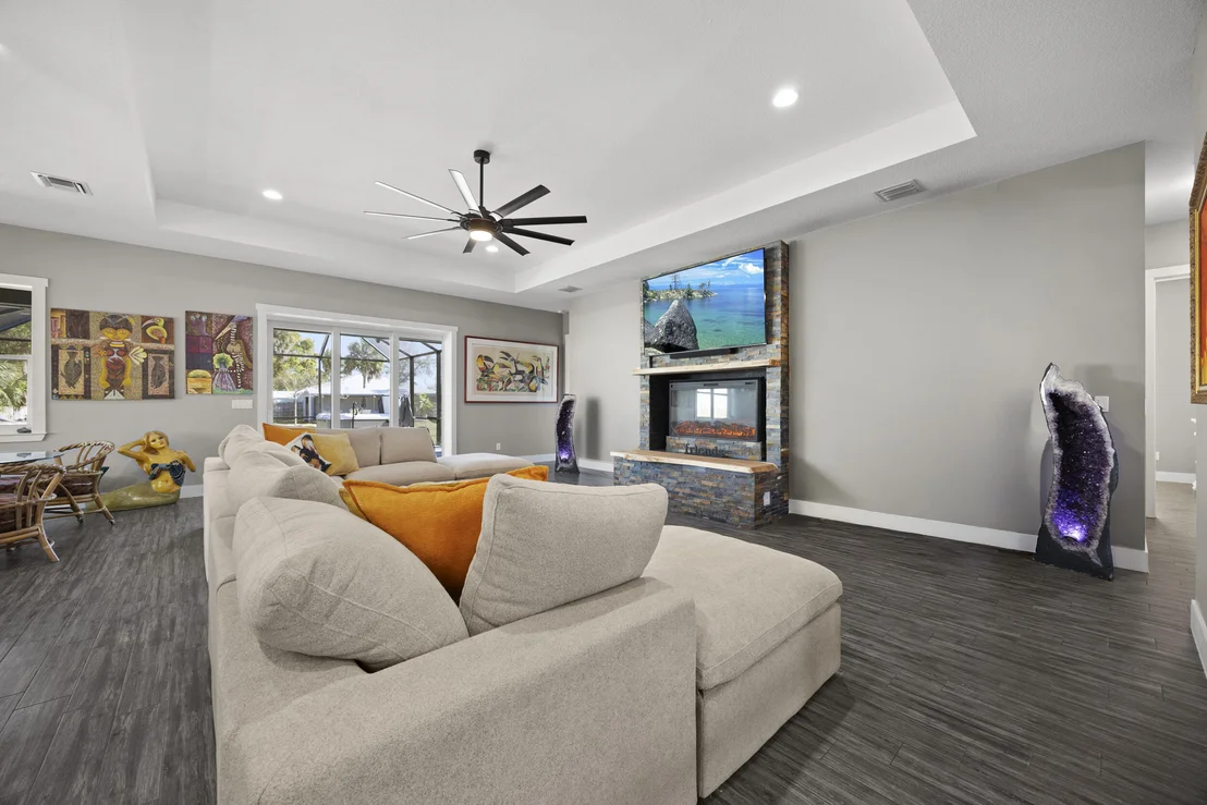 Photo of 5458 Silver Oak Drive