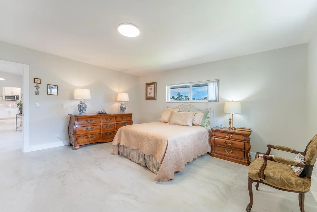 Photo of 10370 Greentrail Drive N