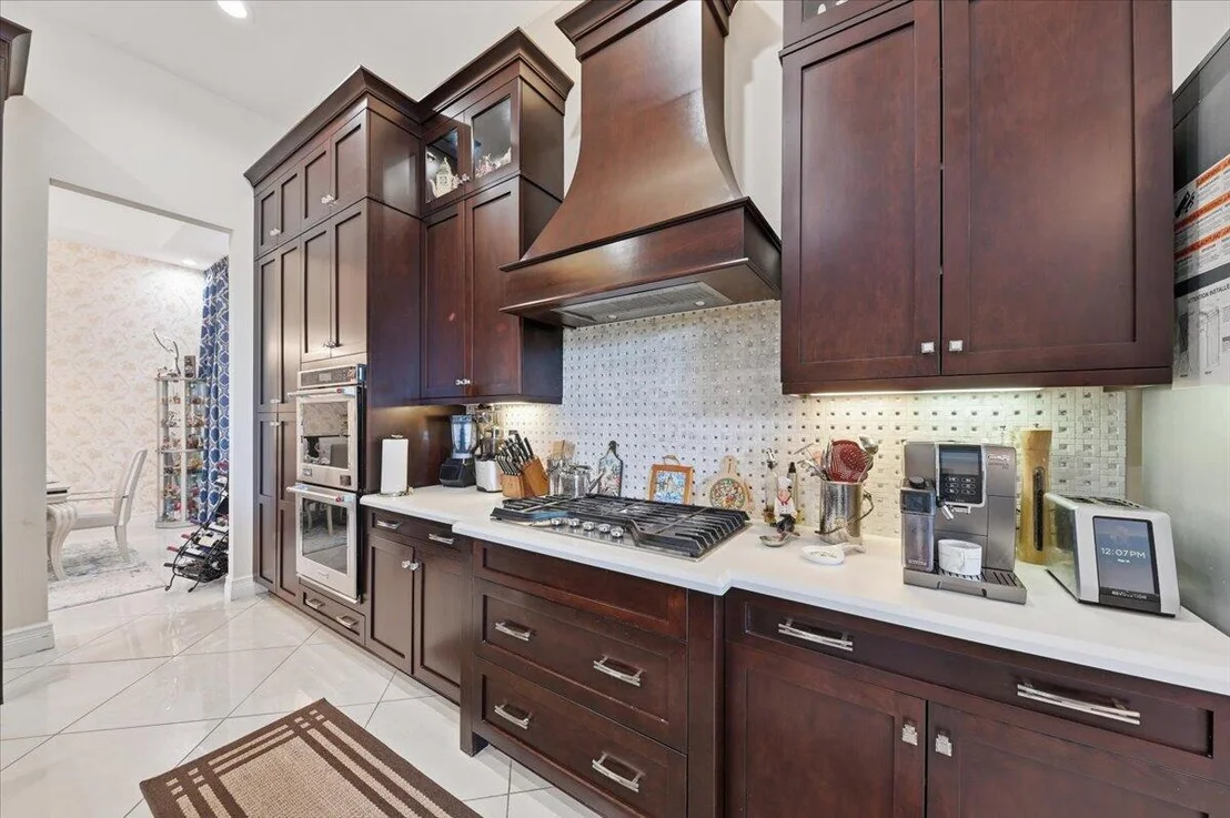 Photo of 9769 Bozzano Drive