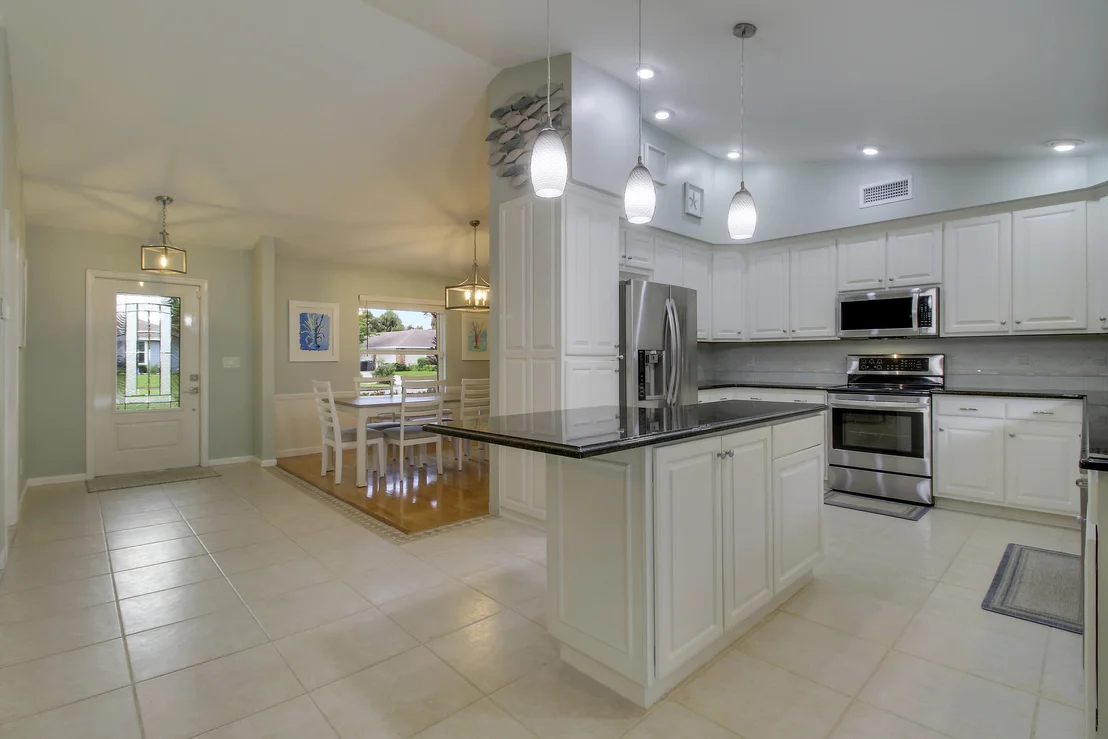 Photo of 19823 Hibiscus Drive