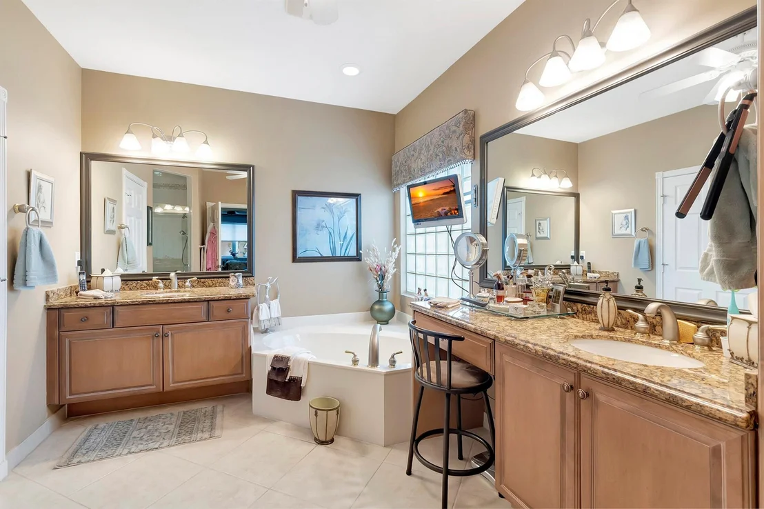 Photo of 6992 Pisano Drive