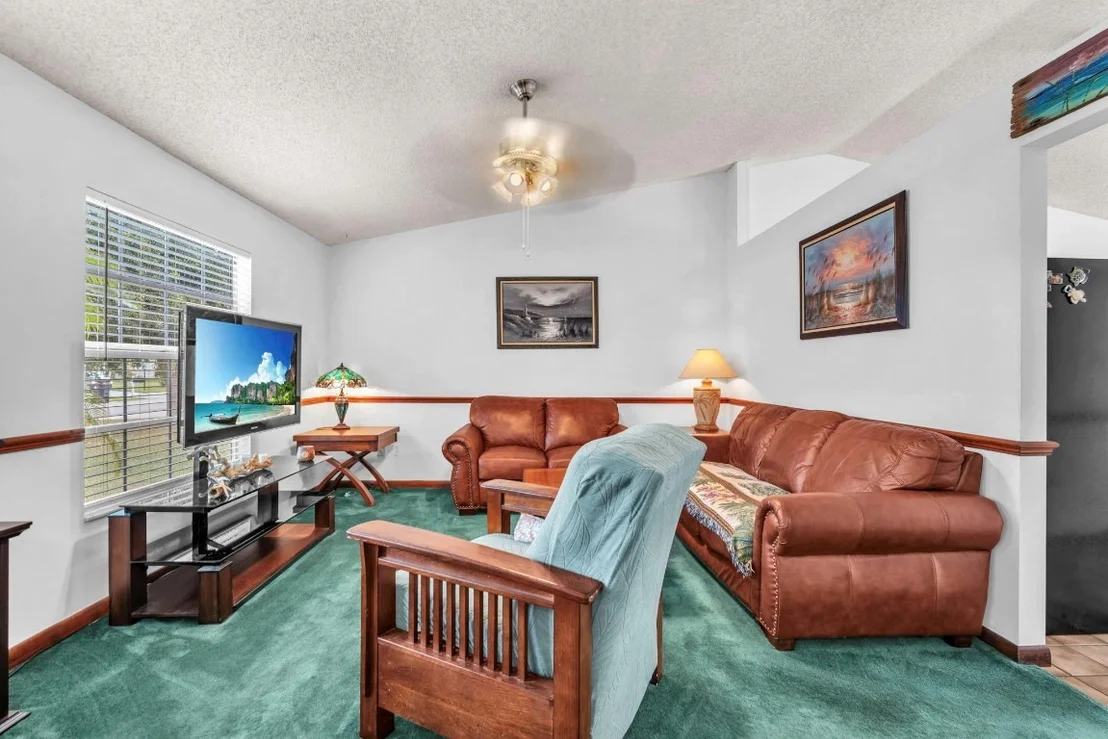 Photo of 5235 Edgewood Drive