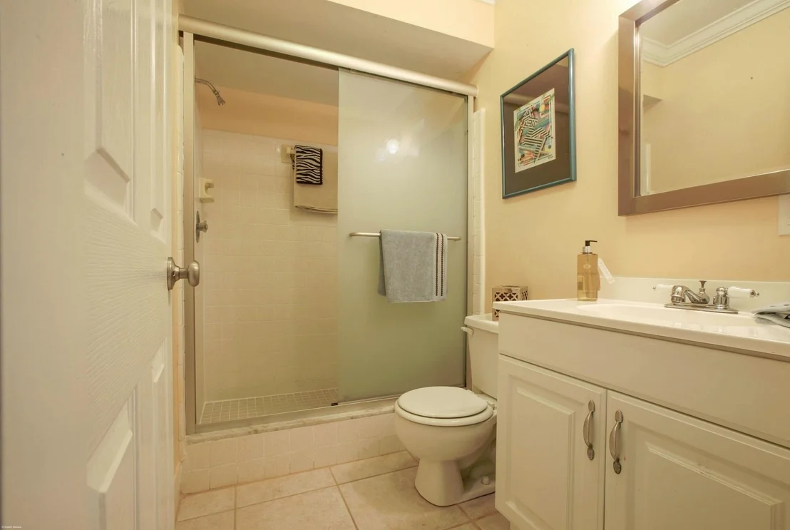 Photo of 9500 SE Point Terrace