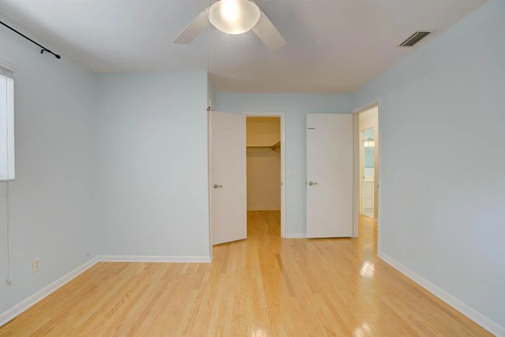 Photo of 368 Beacon Street