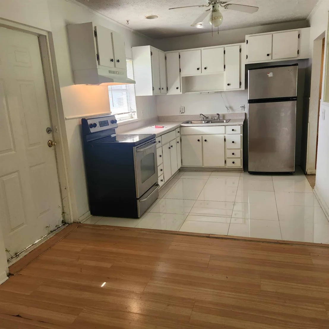 Photo of 855 SE Highland Avenue